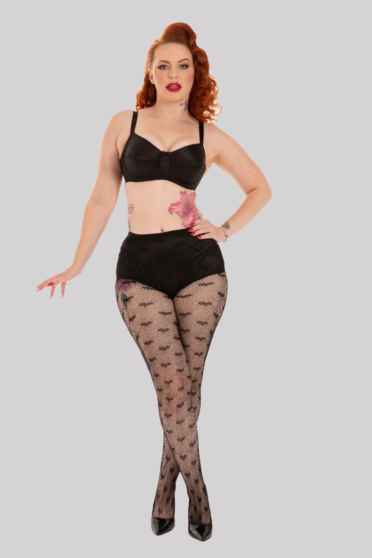 Pamela Mann Fishnet Heart Tights