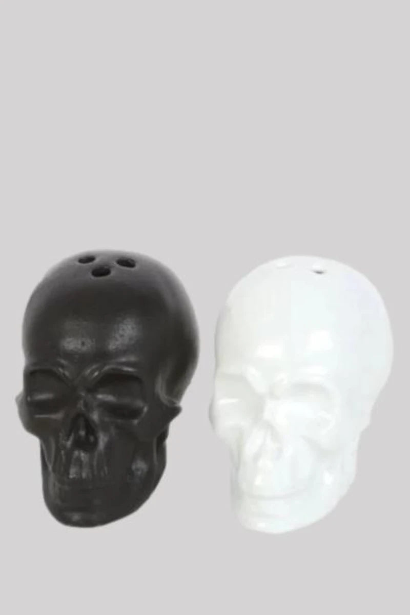 Salt and Pepper Shakers – Black & White Skull Set Gothic