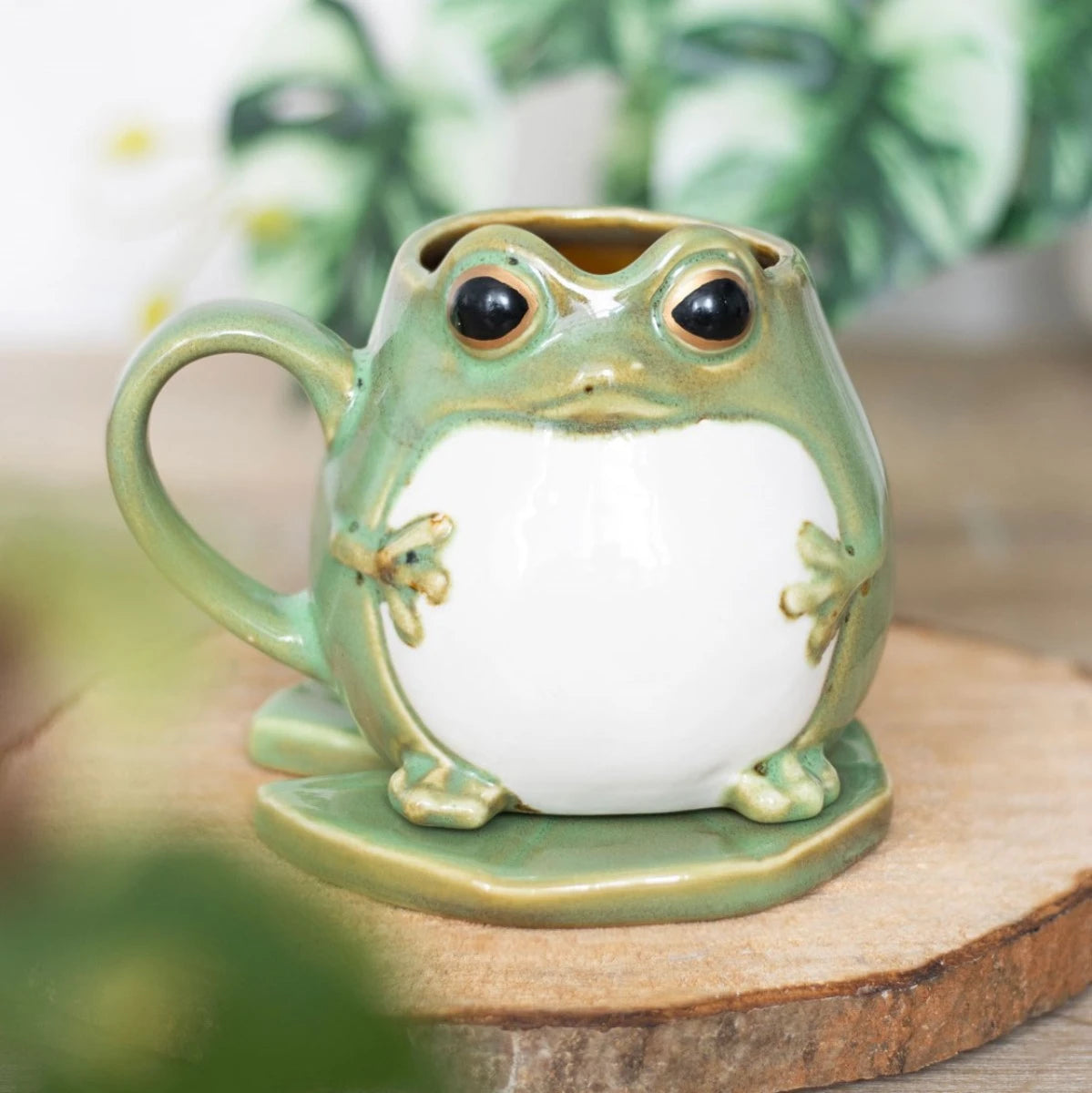 Frog Shaped Mug and Lily Pad Saucer – Ceramic Coffee Cup